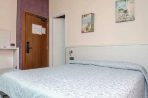 Hotel 3 Comfort and Serenity Heart of Ventimiglia, Вентимилья