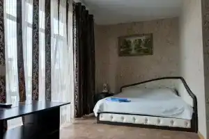 Мотель «Парадиз», Карачев