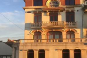 Luminous Apartment 2 minutes walk from beach 2 bedrooms 5pers, Ле Туке-Париж-Пляж