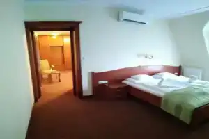 Gosztola Gyöngye Wellness Hotel, Ленти