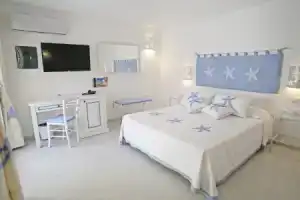Hotel «Regina Simius», Вилласимиус