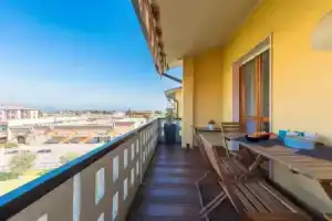 I Tulipani B5 Apartment by Wonderful Italy, Десензано-дель-Гарда