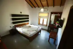 Pinthaliya Resort & Spa, Сигирия