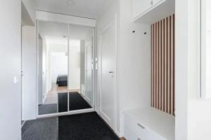 Luxurious 1BR Penthouse with Balcony, Тампере