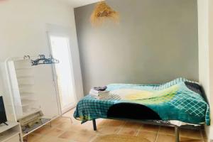 Apartment Tequila, City Center Studio Apartment, Альмунекар