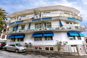 Hotel «La Vela», Варацце