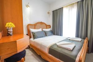 LinAsya Otel, Бозджаада