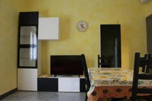Appartamento 50mt dal mare e dalla stazione, Дейва Марина
