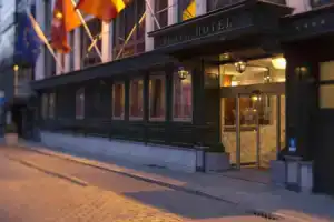 Leonardo Hotel Antwerp The Plaza, Антверпен