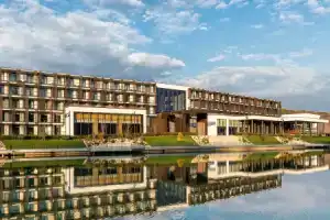 Emily Resort, Львов