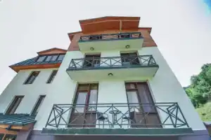 Отель «Latour Mestia», Местиа