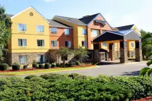 Отель «Fairfield Inn West», Мэйкон