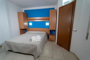 Ferienwohnung "ulivo" mit Pool und Privatstrand -1, Маттината