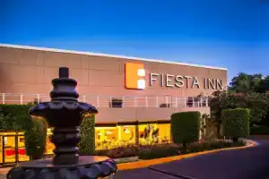 Отель «Fiesta Inn Aeropuerto CD Mexico», Мехико