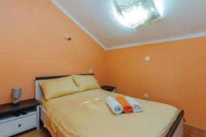 Amazing Home in Kostrena with Hot Tub, WiFi & 2 Bedrooms, Риека