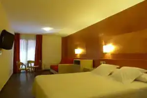 Hotel «Carmen», Росас