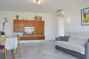 Appartement Antibes, 2 pièces, 4 personnes - FR-1-252-129, Антиб