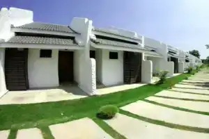 Lemon Resort, Бури Рам