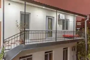 ArtEast Hostel Yerevan, Ереван