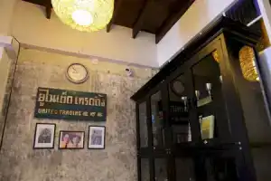 Гостевой Дом «99 Oldtown Boutique Guesthouse Sha Extra Plus», Пхукет Таун