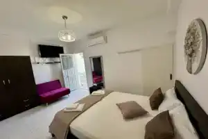 Sunshine Bay Suites, Айя-Анна