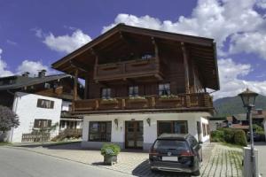 Haus Dorfstrasse, Райт-им-Винкль