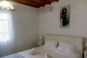 Mykonian 1BR Apartment - Ornos Beach, Орнос