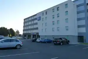 Отель «ibis budget Tours Nord», Тур