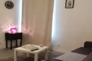 Studio à proximité du centre ville Dijon, Дижон