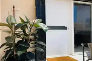 Przytulny Apartament 100m od plaży, Торревьеха