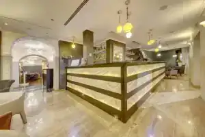 Hotel «Vardar», Котор