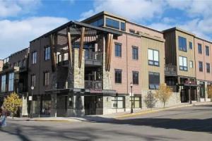 Ambassadors Penthouse 403 3 BedroomCondo By Moving Mountains, Стимбоут-Спрингс