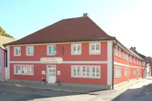 Hotel «Garni Goldene Traube», Бад-Виндсхайм