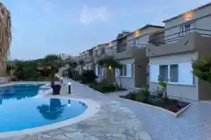 Secret Garden Hotel, Малеме