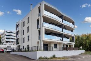 Awesome Apartment in Kostrena With Wifi and 2 Bedrooms, Риека