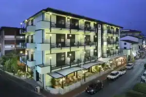 Hotel «Ambrosiano», Монтекатини-Терме