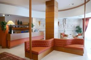 Stella charming & luxury rooms, Конверсано