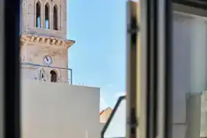 Grande Madonna Luxury Suites, Ретимно
