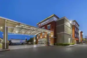 Best Western Plus Henderson Hotel, Лас-Вегас