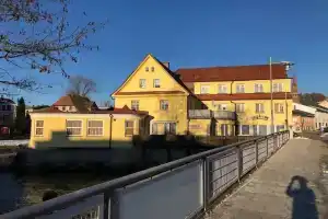Gastezimmer zur Brucke, Цвизель