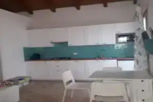 Magnolia Rooms, Чивитавеккья