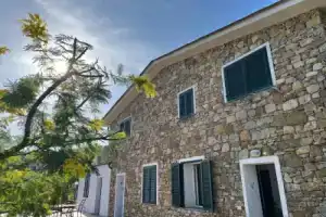 Ферма «Agriturismo Le Mimose», Империя