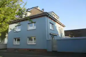 Ferienwohnungen Viersen, Фирзен