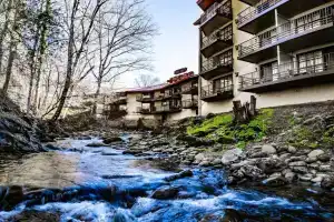 Bear Creek Inn, Гатлинбург