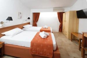 Oelia Rooms & Apartments, Агия Марина