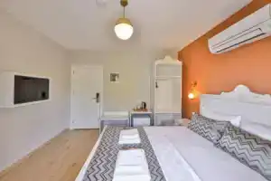 Lora Kaş Hotel, Каш