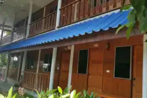 T & T Hostel Kanchanaburi, Канчанабури