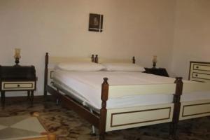 21 Via Senigallia, Марина-ди-Манкаверса