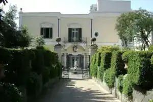 B&B Villa San Gennariello, Портичи