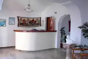 Hotel «Mohitero», Камари